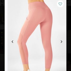 Fabletics leggings soft pink- NWT